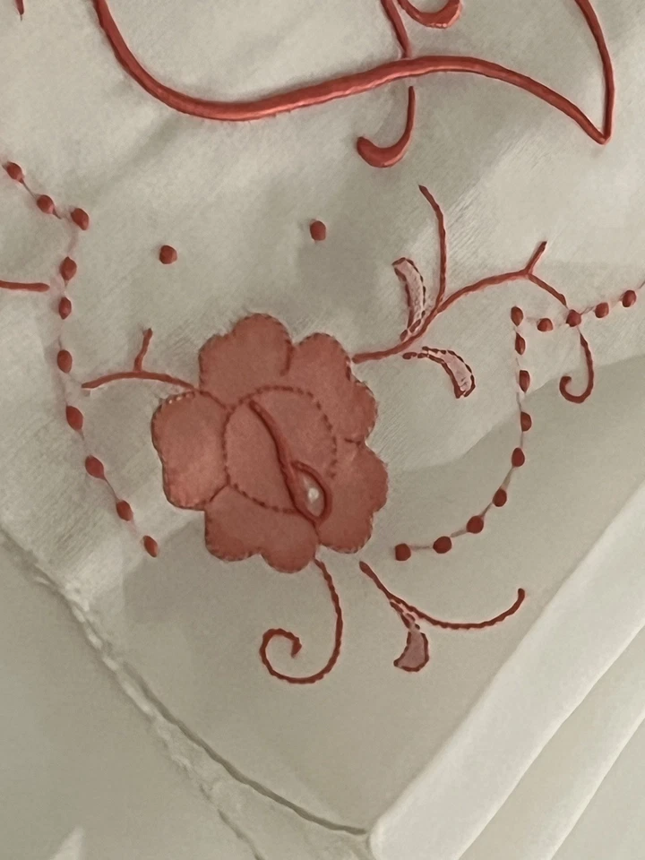 复古全新带标签 Madeira Monogrammed 亚麻手帕 深粉色 初始“J” — 第 3/4 张图片