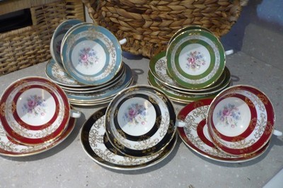 VINTAGE ROYAL GRAFTON BONE CHINA HARLKIN TASSEN & UNTERTASSEN EINIGE MIT TELLERN