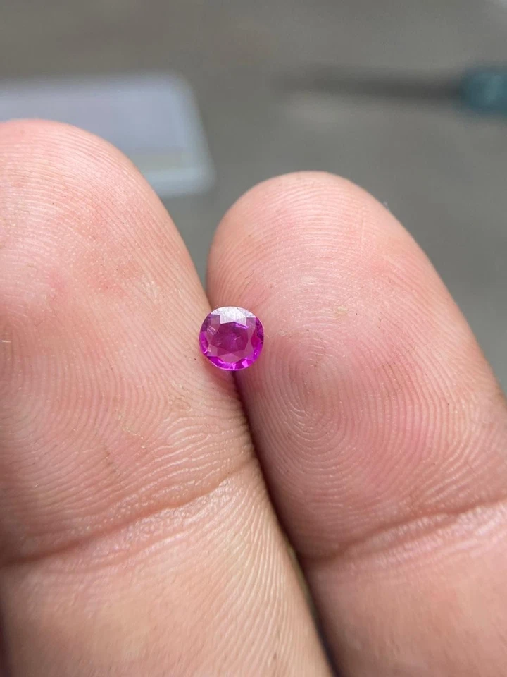 0.35ct | Natural Eye Clean Pink Ruby Round Cut, Loose Gemstone | Afghanistan. - Image 4 of 4