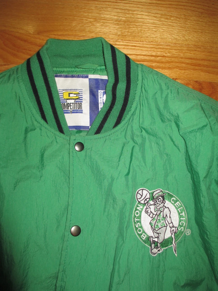 Vintage C COMPETITOR Label BOSTON CELTICS Winter Button XL
