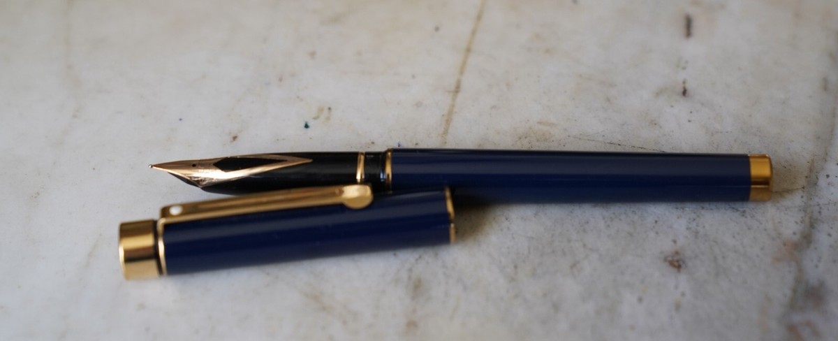 Stylo Plume Sheaffer Targa Laque Vert Mat – Plume En Or 14 Carats, édition Rare