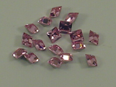 36pcs 4mm LIGHT ROSE SQUARE FOILED POINTED BACK European Rhinestones