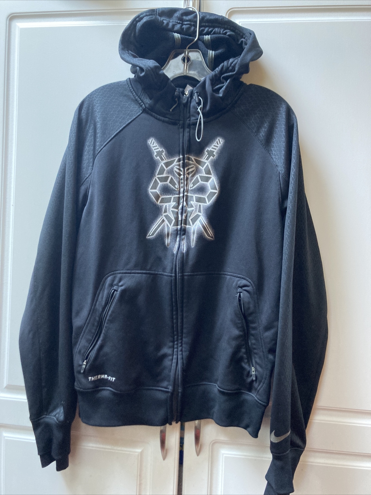 SACAI X NIKE Nike Therma Fit Authentic KOBE BRYANT Black Mamba Snake Jacket Felpa con Cappuccio Small