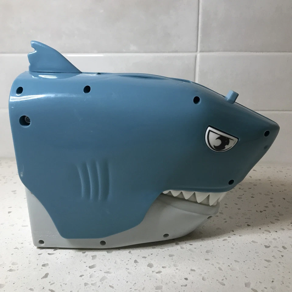 Animal Planet AZUL Estuche de Transporte Gran Tiburón Blanco Juguete Figura de Acción SOLO ESTUCHE Foto 4 de 4