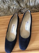 Vintage Etienne Aigner Suede Heels 5.5M