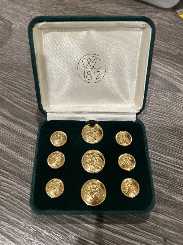 Vintage Skiing WC 1812 Set of 9 pcs of 24k Gold Plated Shank Buttons