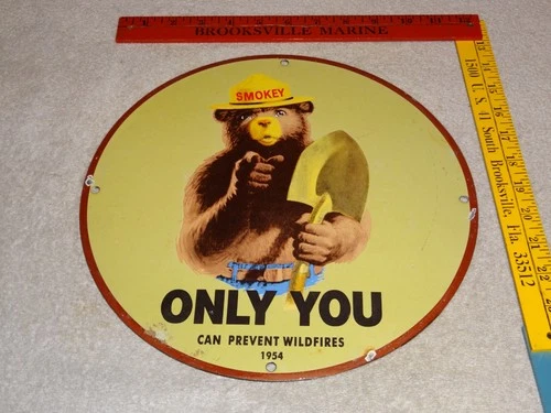 VINTAGE 1954 SMOKEY THE BEAR FOREST FIRE PREVENTION PORCELAIN METAL GAS OIL SIGN