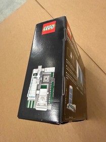 Retired LEGO ARCHITECTURE: United Nations Headquarters (21018) MINT NISB