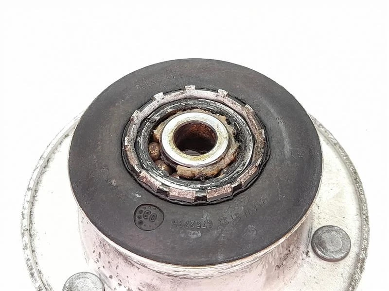 BMW 330ci 330i 325i 325ci E46 2004 montaje de puntal delantero/soporte guía 31336752735 Foto 2 de 4