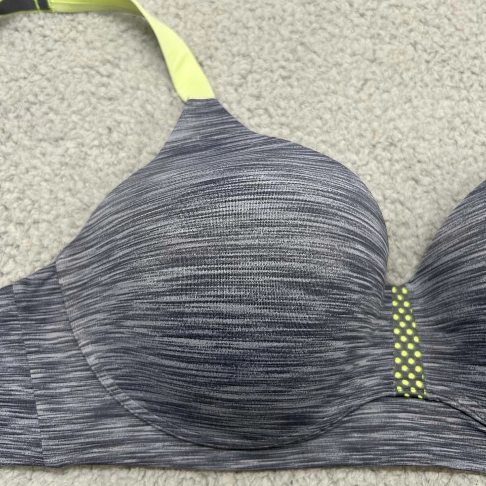 Sujetador deportivo Maidenform 36C DM7992 bajo impacto sin cables activo Foto 3 de 4