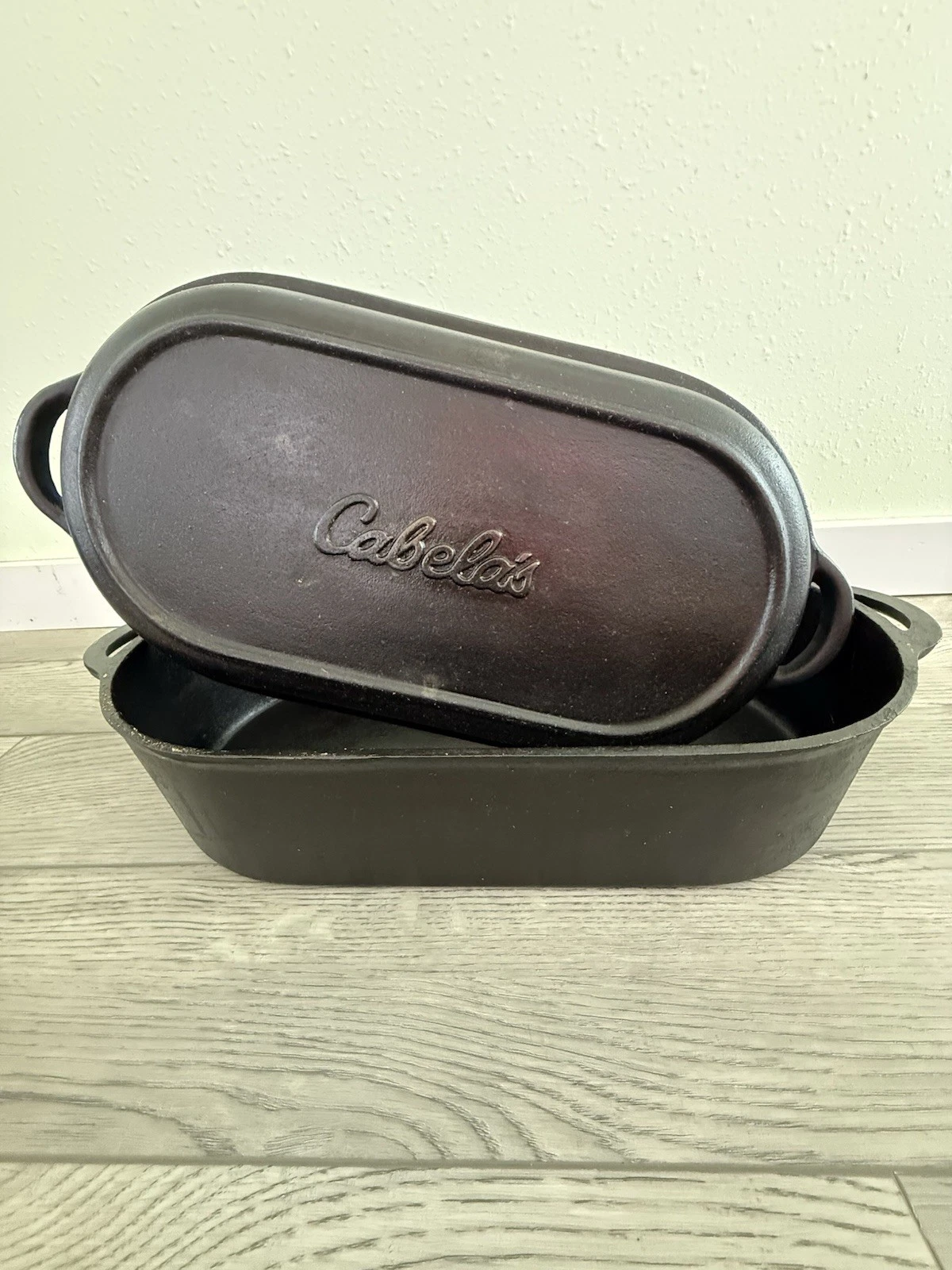 Cabela's Oval Roaster with Lid Cast Iron Roaster Skillet Double Handle