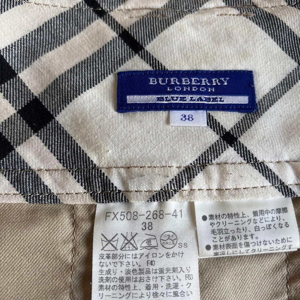 Falda plisada BURBERRY talla 38 beige con cintura a rayas Foto 4 de 4