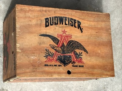 Vintage Budweiser Wooden Crate Box W/ Bottle Cap Checkers Under