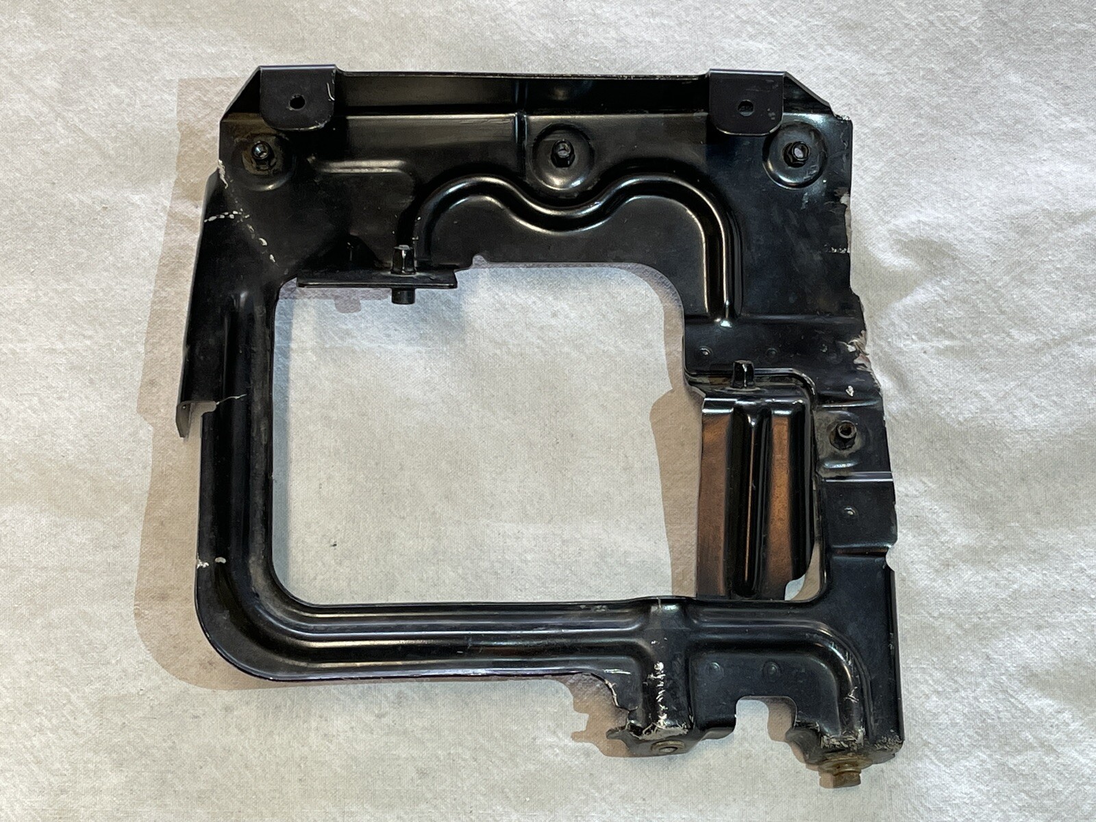 Driver Side Front Brake Air Duct Bracket 80857200 Ferrari California 2010 Damage