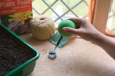 Pro Seeder Aussaathilfe Saatgut Sämerei Kräuter Gemüse Blumen Sägerät Einzelkorn