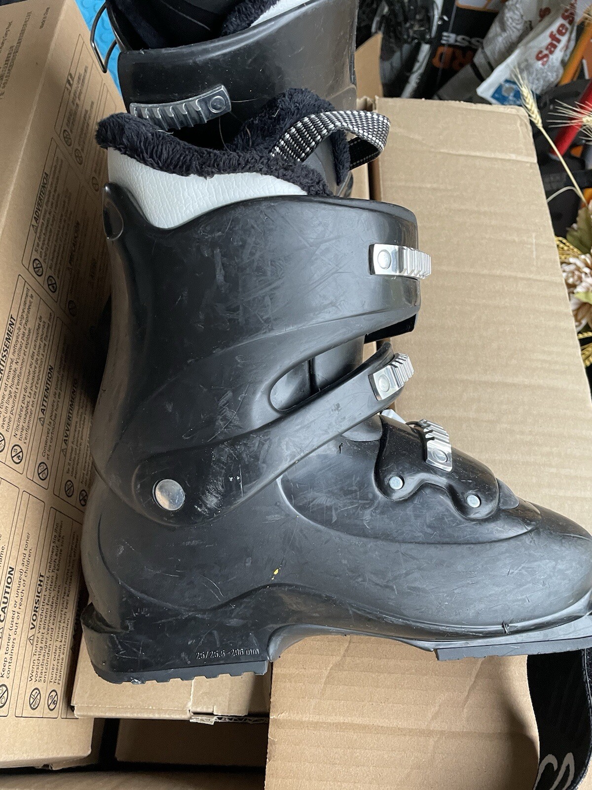 Scarponi da sci Salomon taglia 8