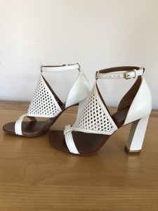 tory burch white heels