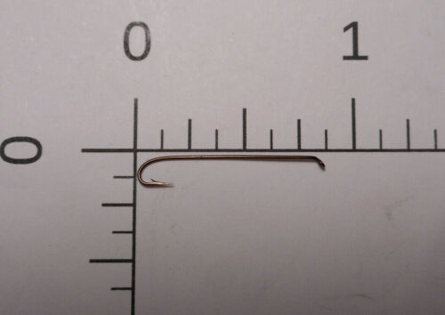100 MUSTAD 3907 A STREAMER HOOKS #16 Fly Tying SPROAT SPECIAL LONG SHANK A++++++ - Picture 1 of 5