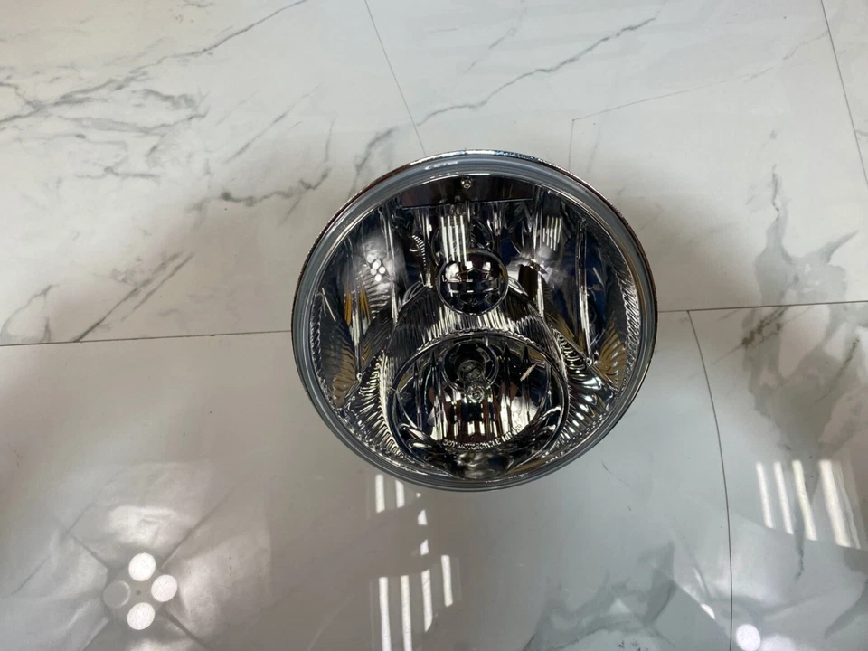 Farol halógeno duplo OEM97-23 Harley Touring Softail 7" - Imagem 4 de 4