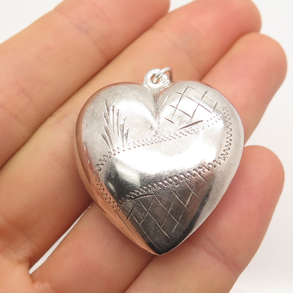 【希少】Vintage Heart Silver Pierce 925 Sterling Silver Vintage Etched Hollow Heart Pendant | eBay