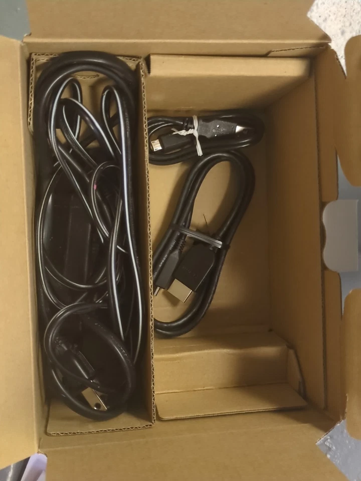 Videocámara Sony FDR-AX53 4K Ultra HD Handycam en caja Foto 4 de 4