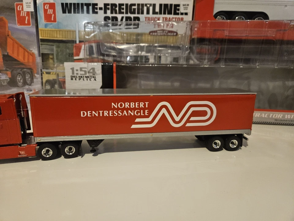 1/54 Scale Diecast Replica By First Gear, Mack Vicion With Van Trailer - Image 4 of 4