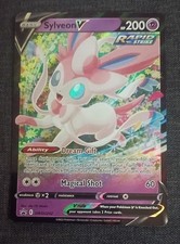 Carta Pokemon rara promozionale Holofoil Sylveon V SWSH202 NM