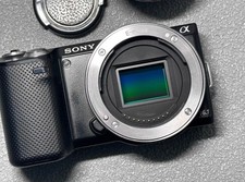 Sony NEX-5N Digital Camera Body Only Good Condition With Charger SD Card