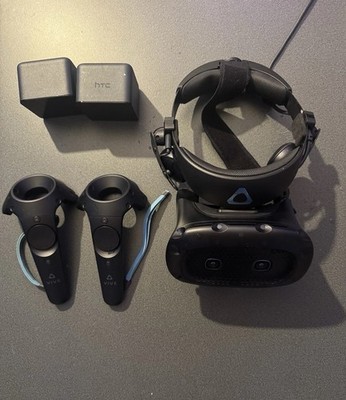 HTC Vive VR Headset Full Kit Virtual Reality System w/ Controllers Base Station