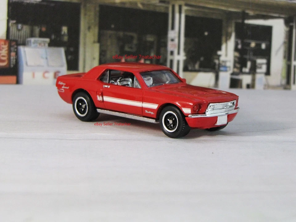 1968 68 Ford Mustang GT/CS California Special Cobra Jet modelo escala 1/64 S B - Imagem 2 de 4