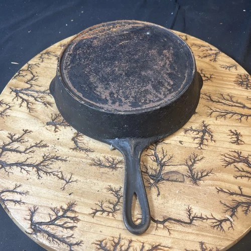 Unmarked Wagner Ware Cast Iron Skillet No 7 Cast Iron Skillet W/ Heat Ring