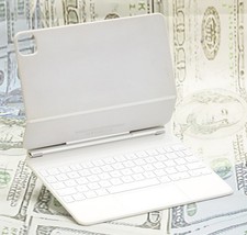 Apple Magic Keyboard for iPad Air - Pro 11" MJQJ3LL/A M2 A2261 White CWVT