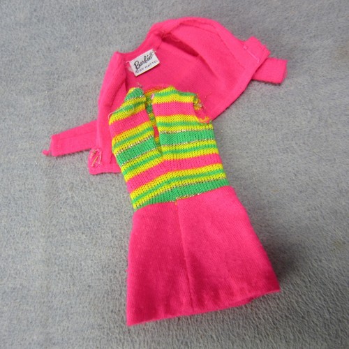 Vintage Barbie TEAMS UP #1855 Outfit Dress and Cardigan Pink Green Mod - Picture 5 of 8