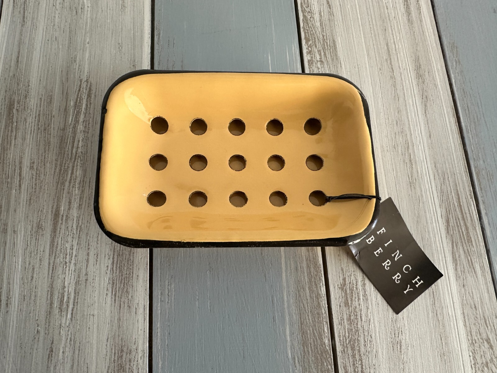 NWT! FINCHBERRY 2 PC ENAMELED METAL SOAP DISH MARIGOLD & BLACK