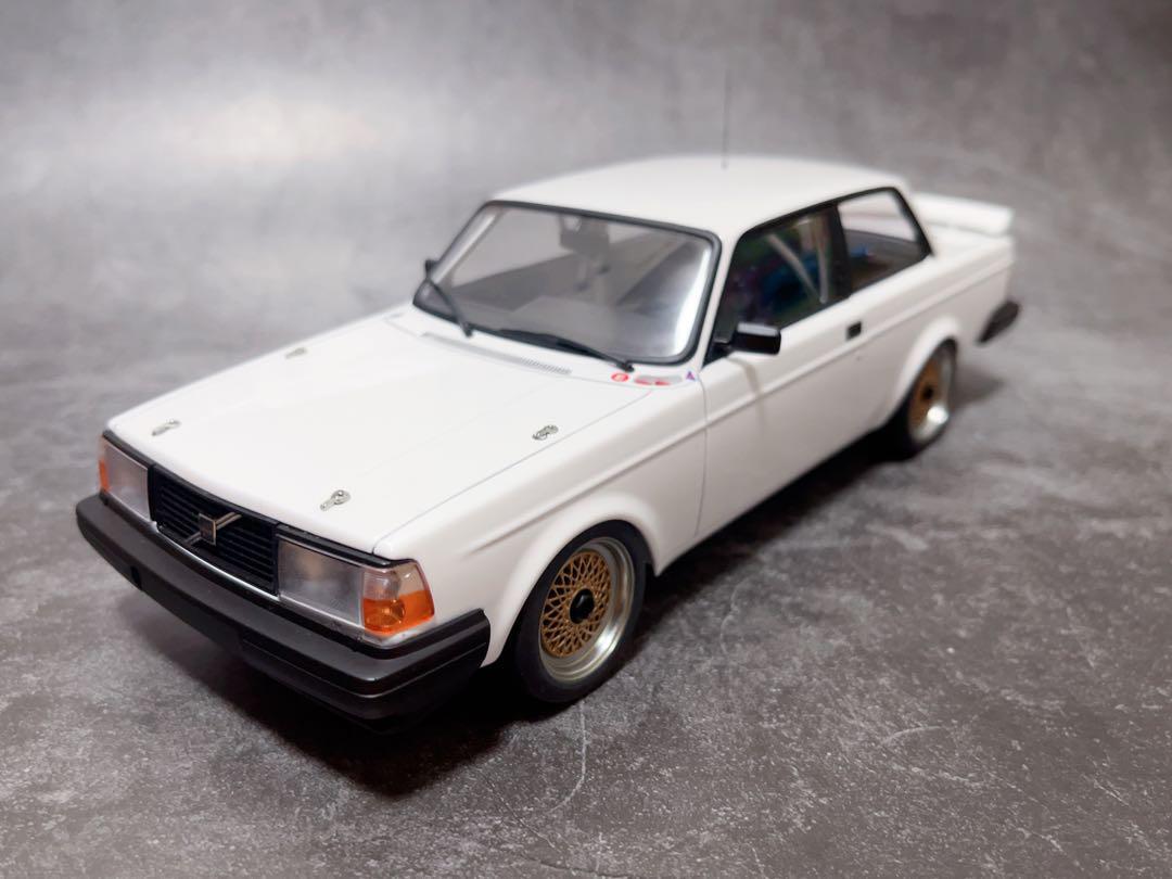 AUTOart Volvo (ボルボ) 240 Turbo 1/18 ミニカー Autoart Volvo 240 Turbo 1/18 Mini Car | eBay
