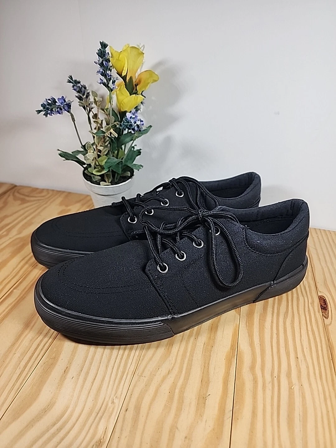 St. Johns Bay Mens Bryce Shoes Size 8.5M Black Canvas Lace Up NIB
