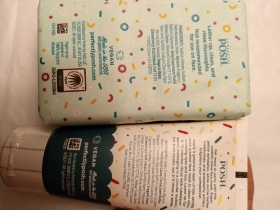 NUEVA Mascarilla Facial Perfectly Posh Cake It Easy y Barra Corporal Jabón-Fiesta Empresa 🎉 Foto 3 de 4