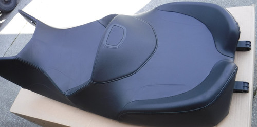 OEM 2018 2019 CANAM SPYDER RT LTD LIMITED SE6 BLACK SEAT SADDLE 708002541 CONT-G