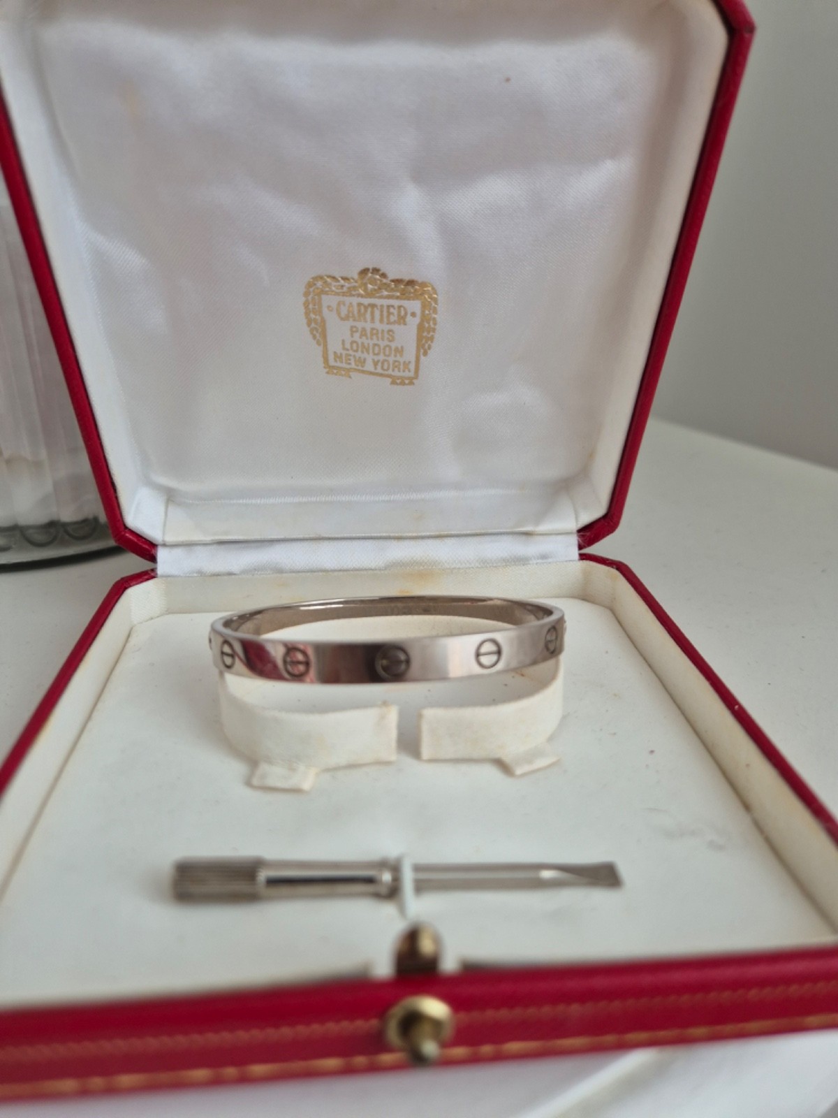 Cartier Love Bracelet 18k White Gold Size 17 Full Set Box Certificate Excellent