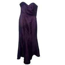 Davids Bridal Plum Purple Strapless Sweetheart Mermaid Gown F19279 Size 4 Formal