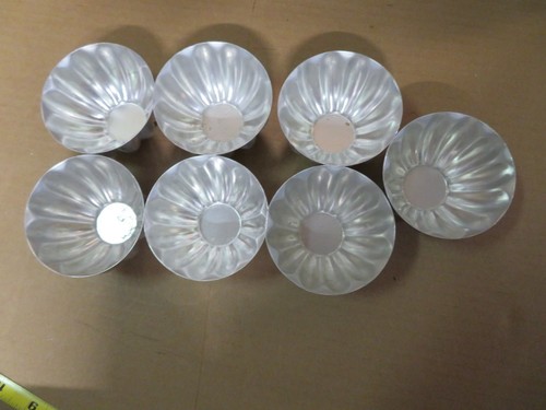 Vintage Aluminum Molds Metal Scalloped Fluted Tins Cups Lot for jello - Picture 3 of 3