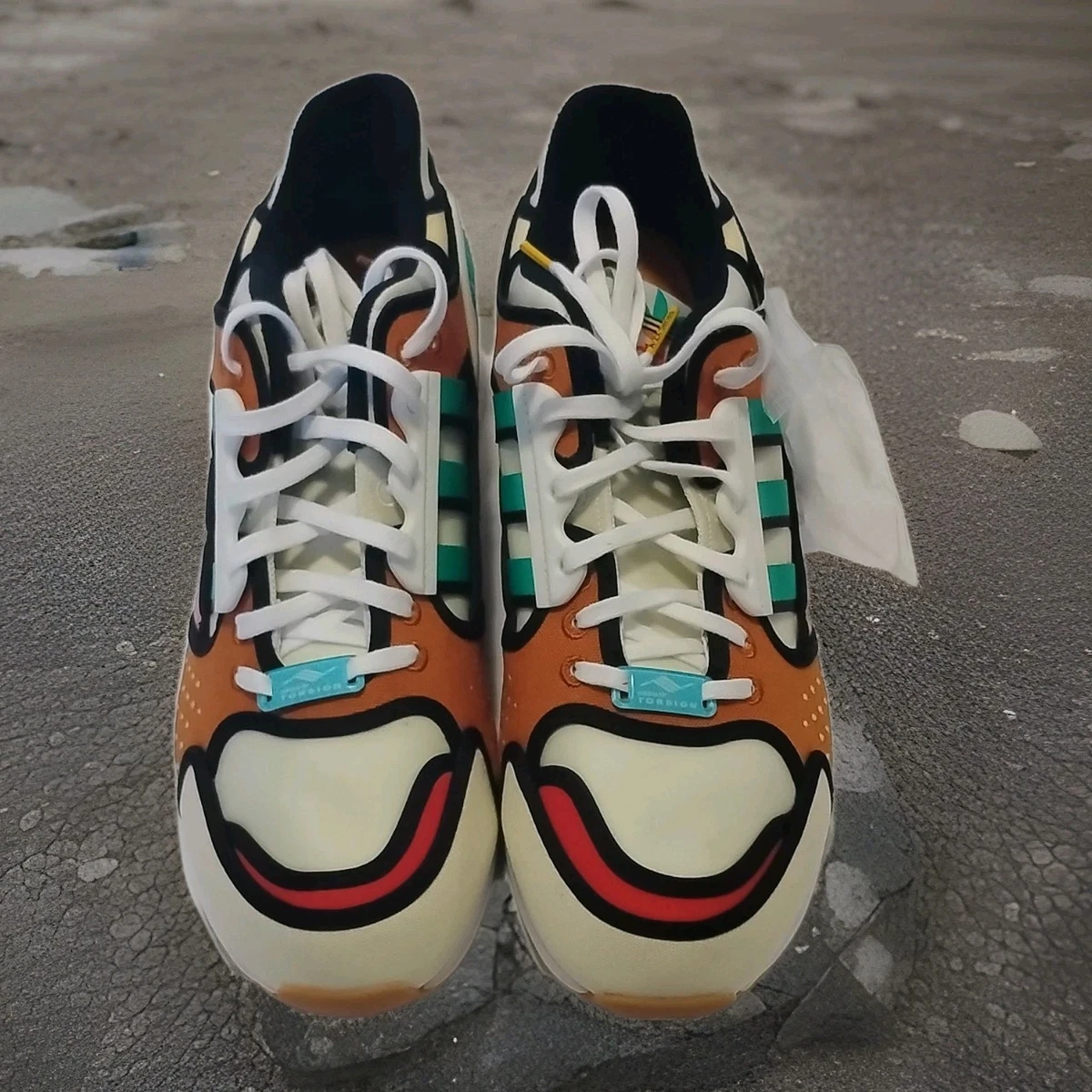 Preços baixos em adidas The Simpsons x ZX 10000 A-ZX Series