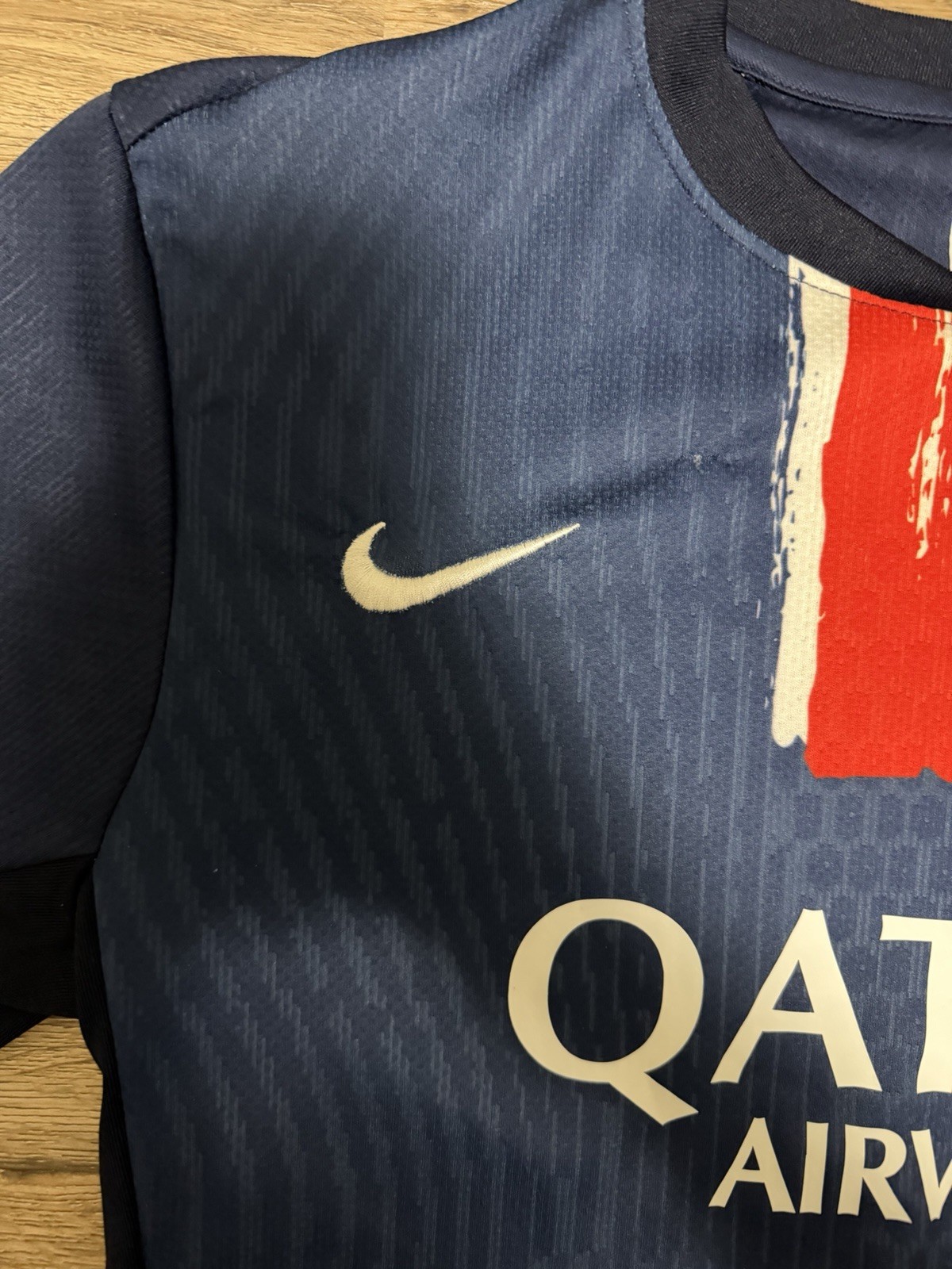 Nike Paris Saint-Germain PSG Soccer Jersey Qatar Airways Blue Red White Size L thumbnail 3