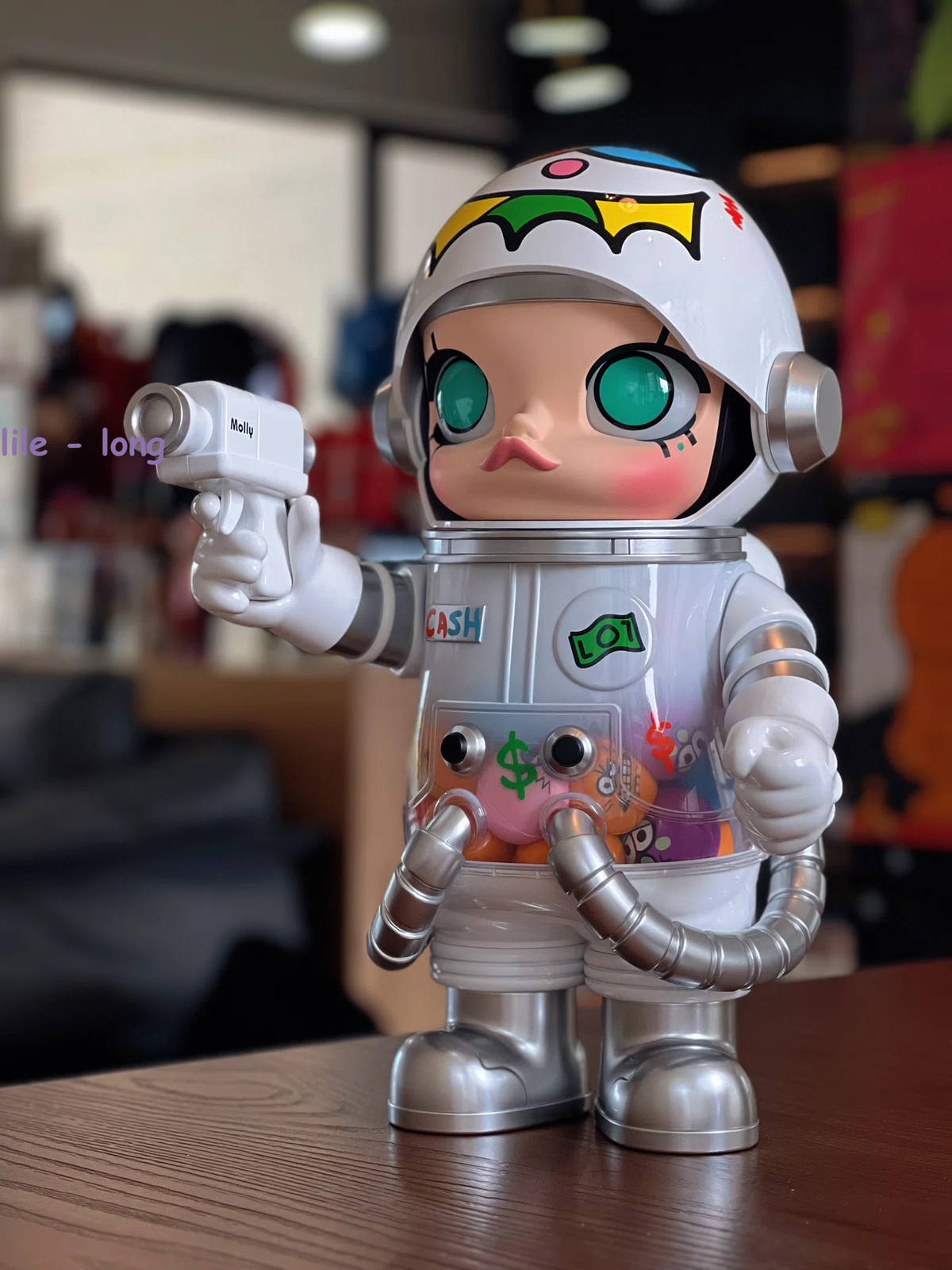 POPMART Mega Space Molly 400% Jon Burgerman Space Cadets Series-Cash (Secret)