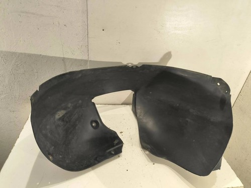 Volkswagen PASSAT B6 2005 Vorne links Radlaufschale Radhausverkleidung vorne