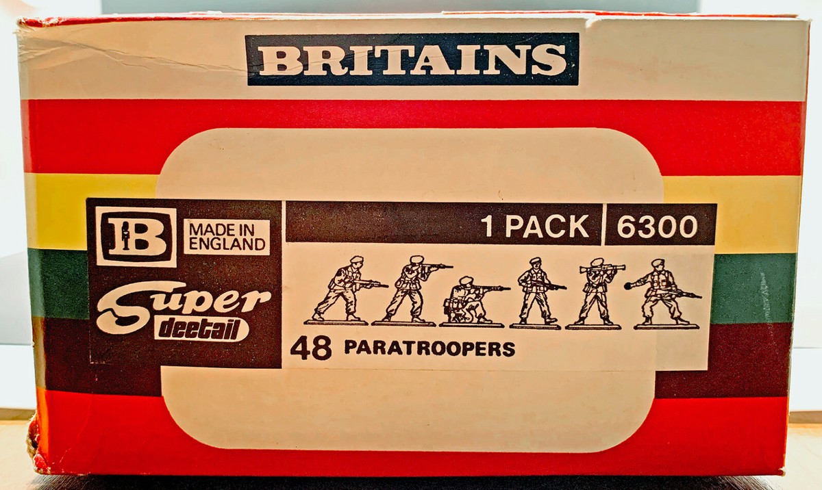 Britains SuperDeetail British Paratroopers - # 6300 mib 1980 Britains SuperDeetail British Paratroopers - # 6300 mib 1980
