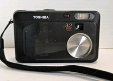 Toshiba PDR-3300 3.2MP Digital Camera W/2.8x Optical