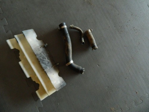 1995 HONDA CR125 RIGHT SIDE RADIATOR HOSE W/ AIR SCOOP 95 CR 125 96 97 98 99 - Picture 2 of 3