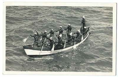 Surfboot bei Accra BW Foto, PC-Größe, schönes animiertes Foto von Rudern