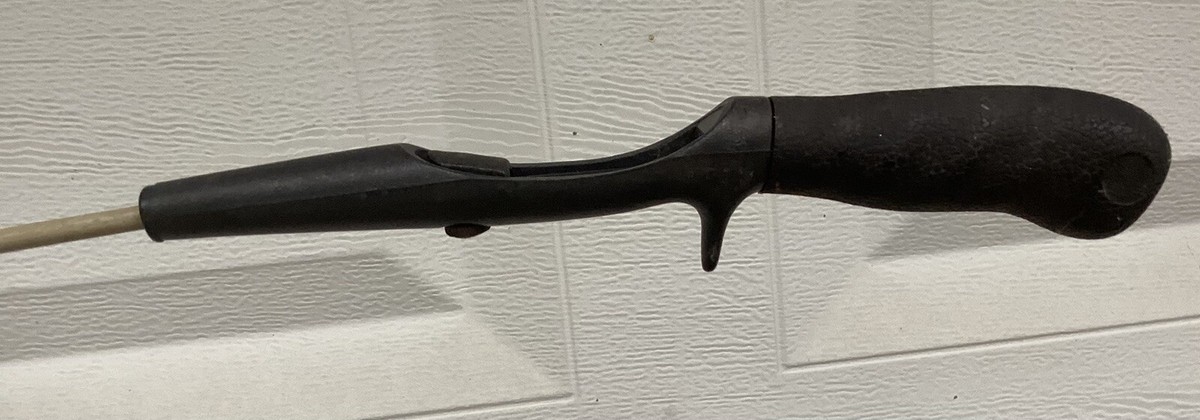 ロッド Johnny Walker Vintage Johnny Walker Solid Fiberglass Casting Rod 2410 | eBay